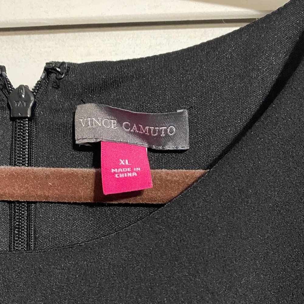 Vince Camuto Black Cold Shoulder Bell Sleeve Party Dress - Picture 5 of 9
